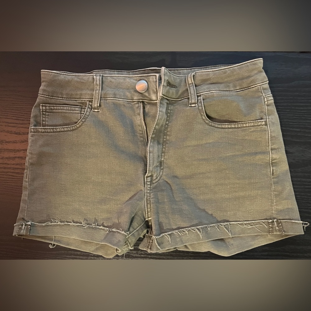 Women’s American Eagle outfitters shorts